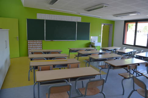 L'école élémentaire Michel Barrouquère-Theil
